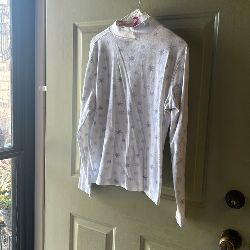 Ling sleeve shirt